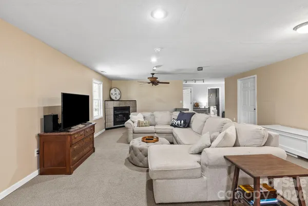 $639,000 | 29 Muirfield Drive, Arden, NC 28704