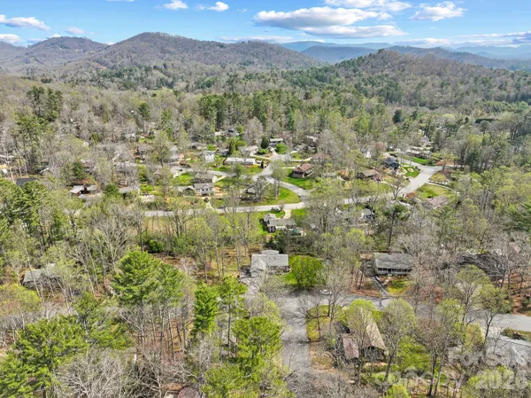 $639,000 | 29 Muirfield Drive, Arden, NC 28704