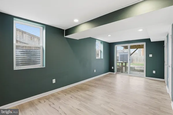 $3,000 | 2306 Riverview Terrace, Alexandria, VA 22303