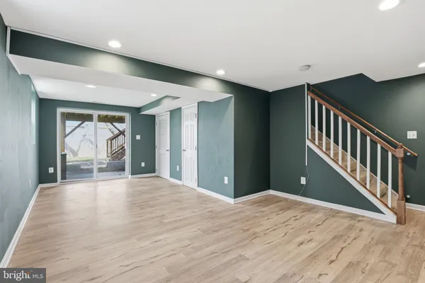 $3,000 | 2306 Riverview Terrace, Alexandria, VA 22303