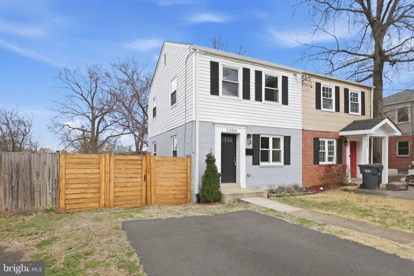 $3,000 | 2306 Riverview Terrace, Alexandria, VA 22303