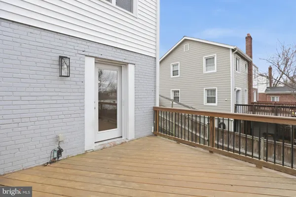 $3,000 | 2306 Riverview Terrace, Alexandria, VA 22303