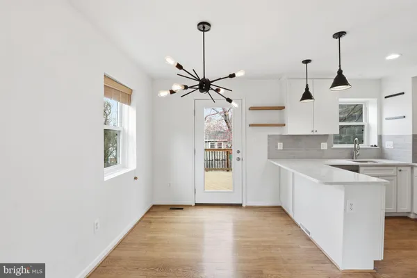 $3,000 | 2306 Riverview Terrace, Alexandria, VA 22303