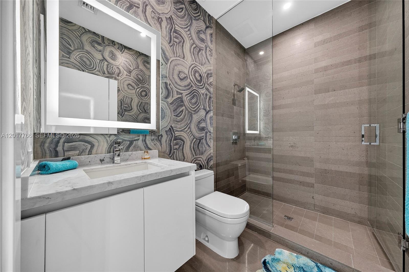 88 Southwest 7th Street, Unit PH4202 Miami, FL 33130 - Photo 39 of 88 Second Bathroom