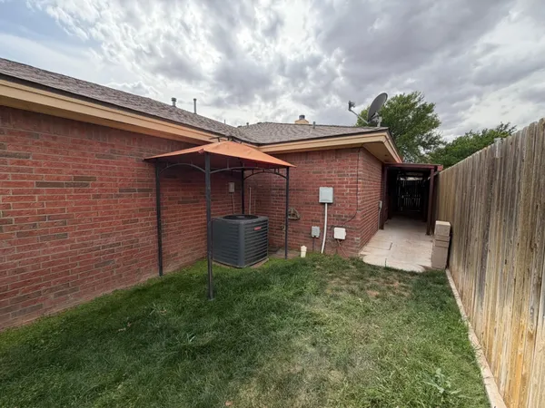 $1,400 | 9715 Joliet Avenue, Lubbock, TX 79423