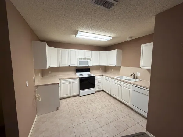 $1,400 | 9715 Joliet Avenue, Lubbock, TX 79423