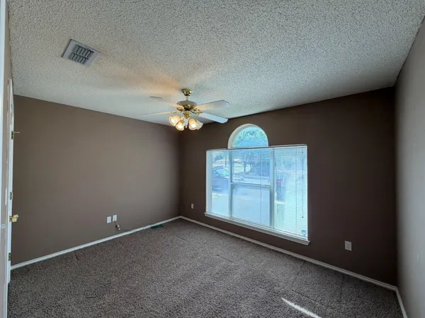 $1,400 | 9715 Joliet Avenue, Lubbock, TX 79423