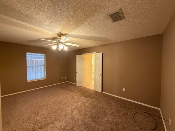 $1,400 | 9715 Joliet Avenue, Lubbock, TX 79423