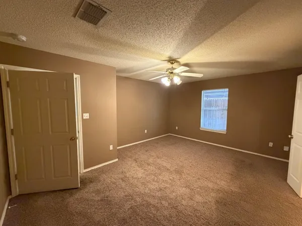 $1,400 | 9715 Joliet Avenue, Lubbock, TX 79423