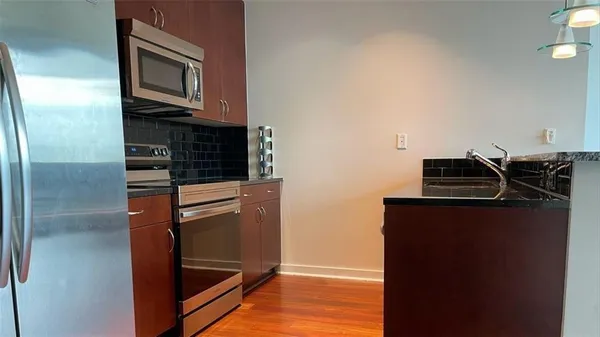 $2,950 | 400 West Peachtree Street Northwest, Unit 3511, Atlanta, GA 30308