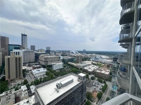 $2,950 | 400 West Peachtree Street Northwest, Unit 3511, Atlanta, GA 30308