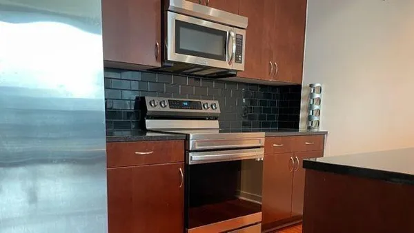 $2,950 | 400 West Peachtree Street Northwest, Unit 3511, Atlanta, GA 30308