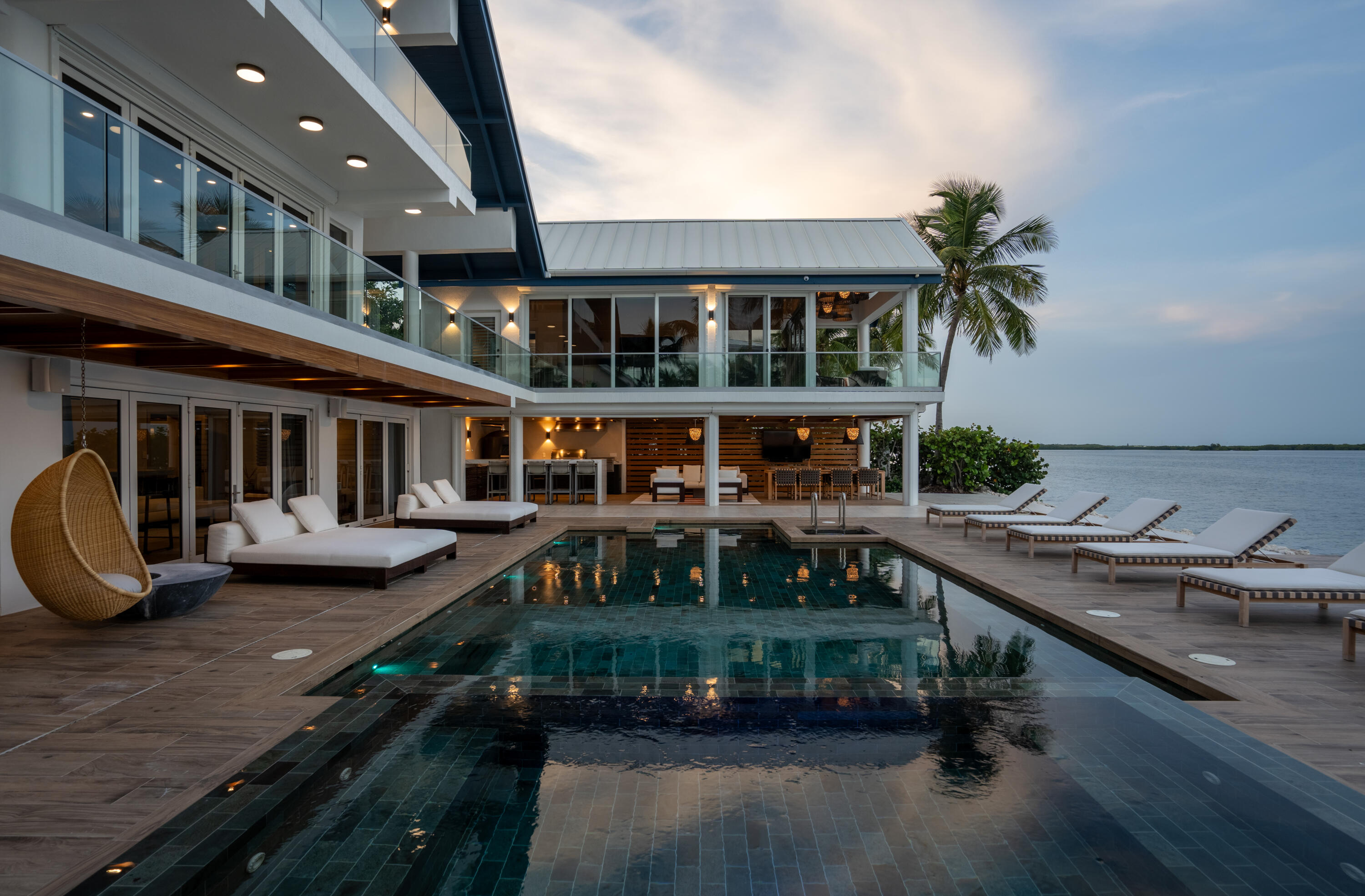 555 Ocean Cay Key Largo, FL 33037 - Photo 37 of 46 an aerial view of a house