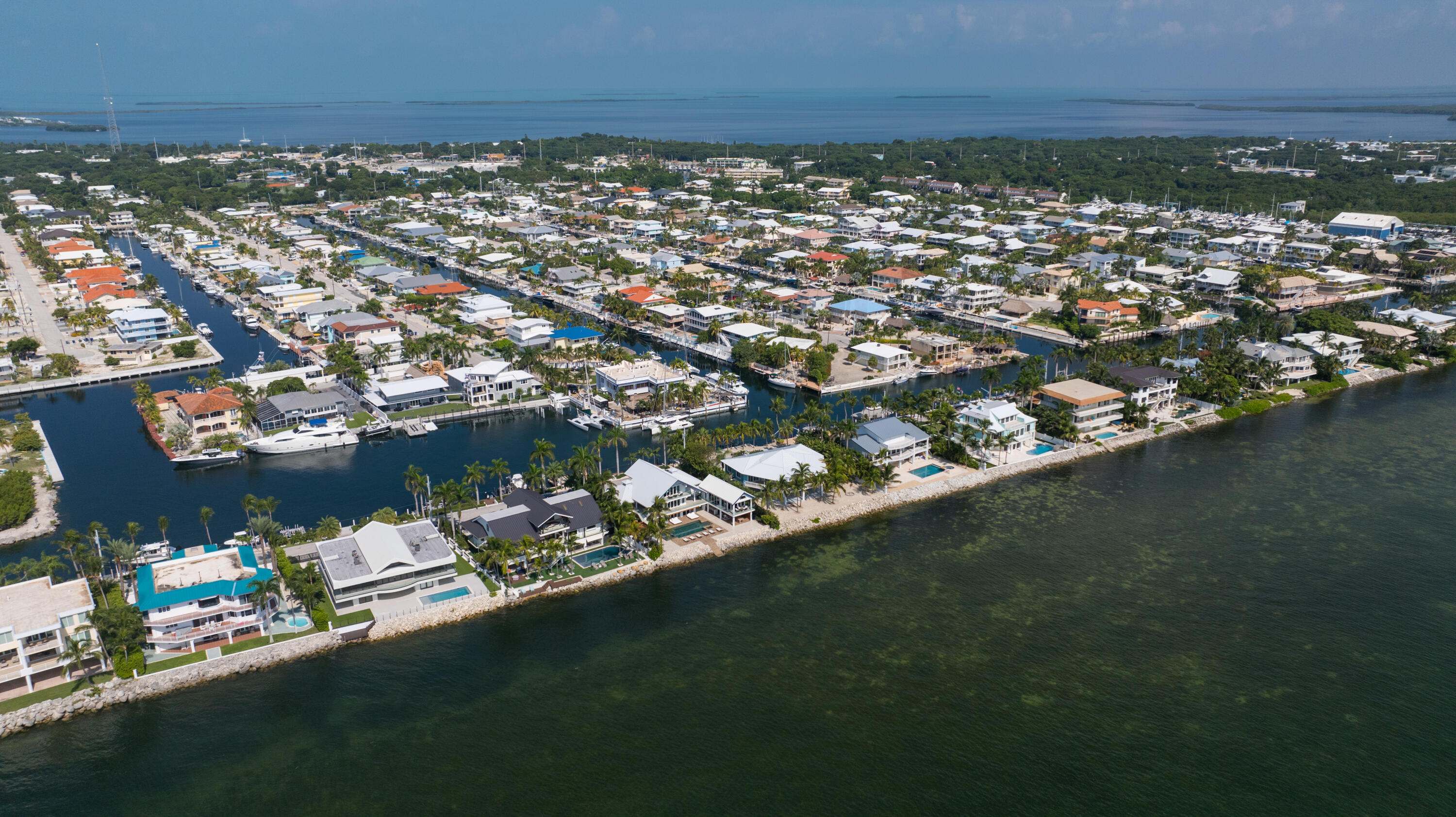 555 Ocean Cay Key Largo, FL 33037 - Photo 45 of 46 an aerial view of a city with ocean view