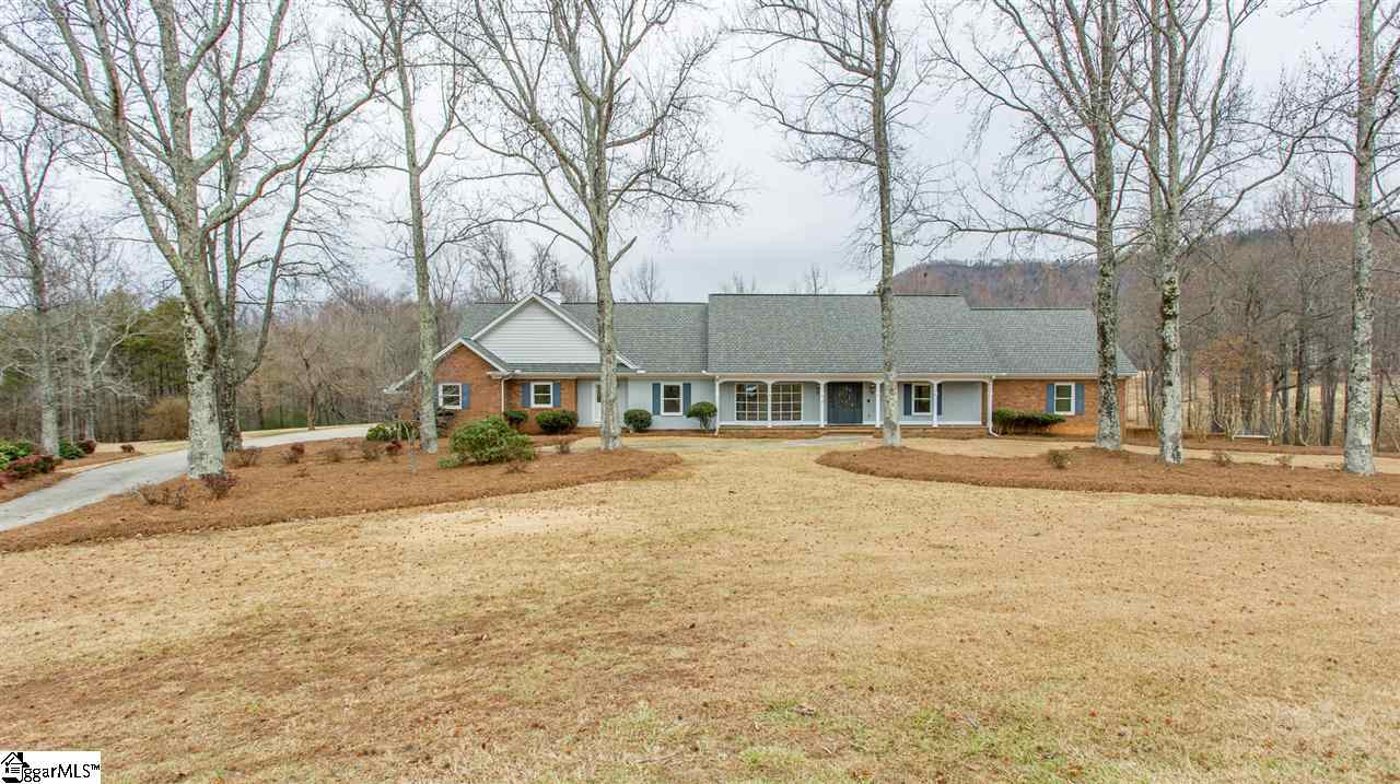 213 Patrol Club Road Greenville, SC 29609 - Photo 1 of 32 Gallery Image 1