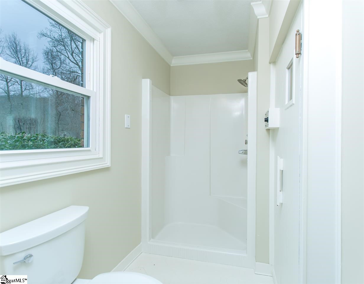 213 Patrol Club Road Greenville, SC 29609 - Photo 26 of 32 Gallery Image 26