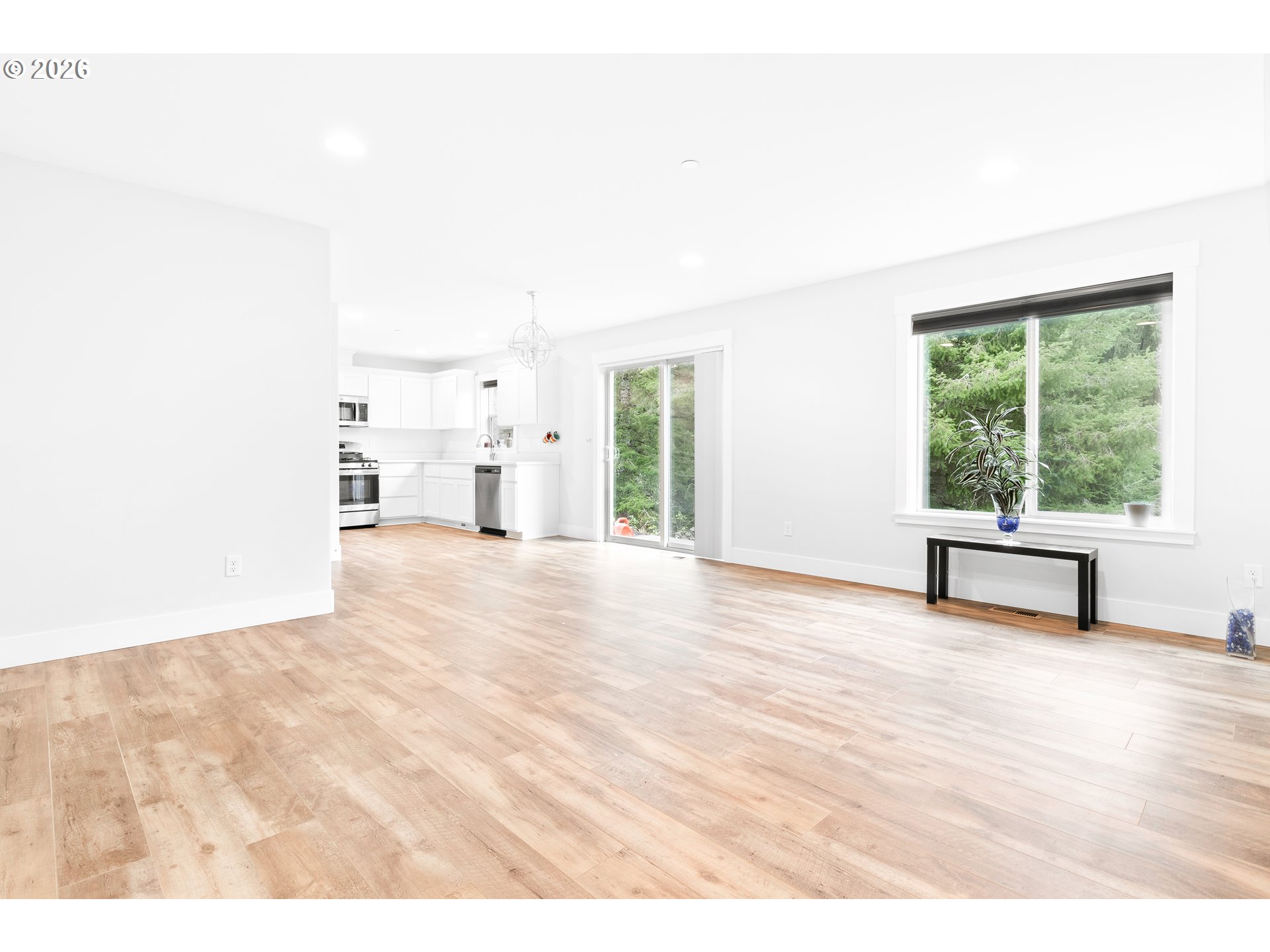 1463 Southeast Honeysuckle Loop Warrenton, OR 97146 - Photo 6 of 30 Living Room/Dining Room