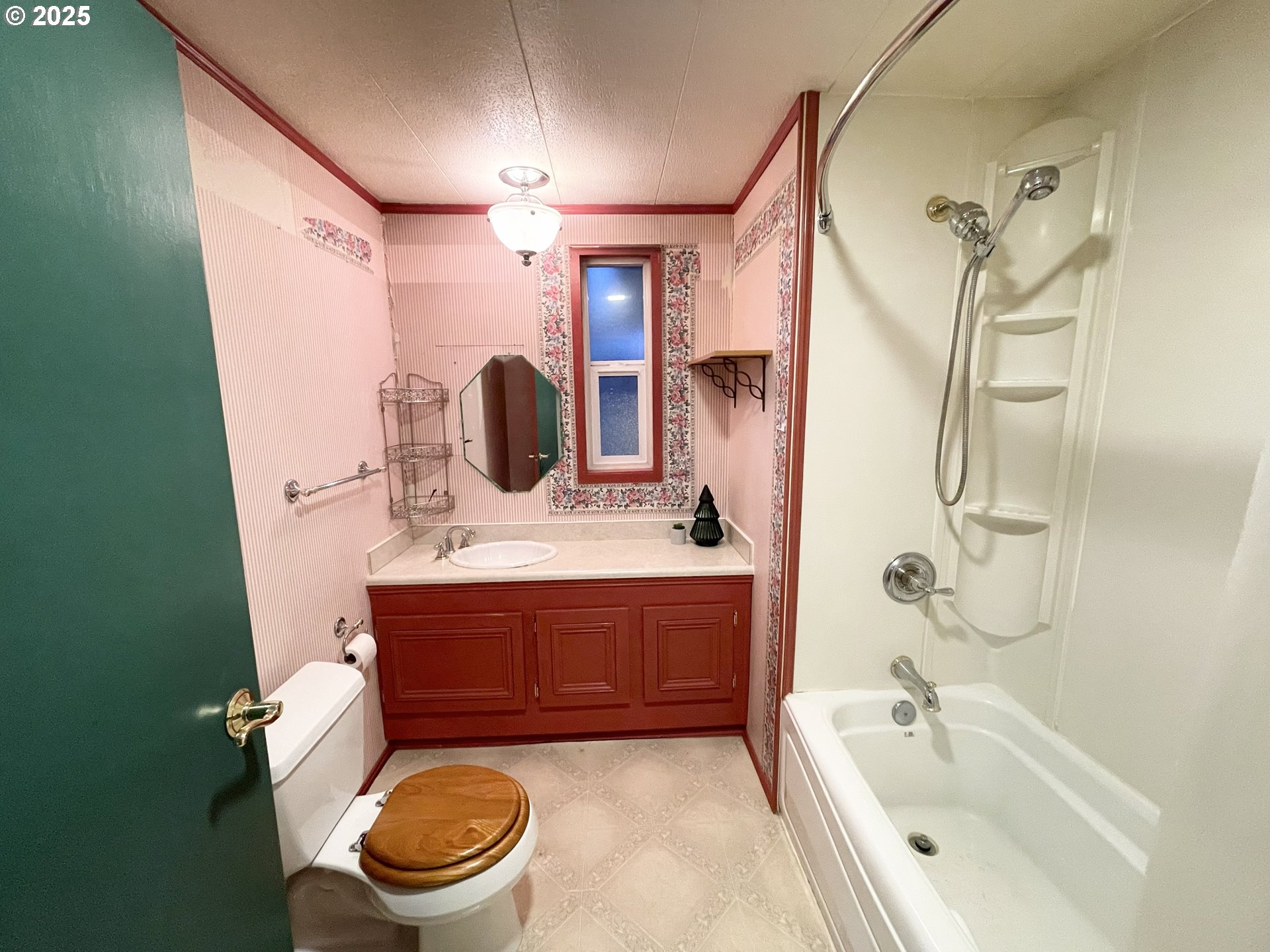 4915 Swegle Road Northeast Salem, OR 97301 - Photo 15 of 46