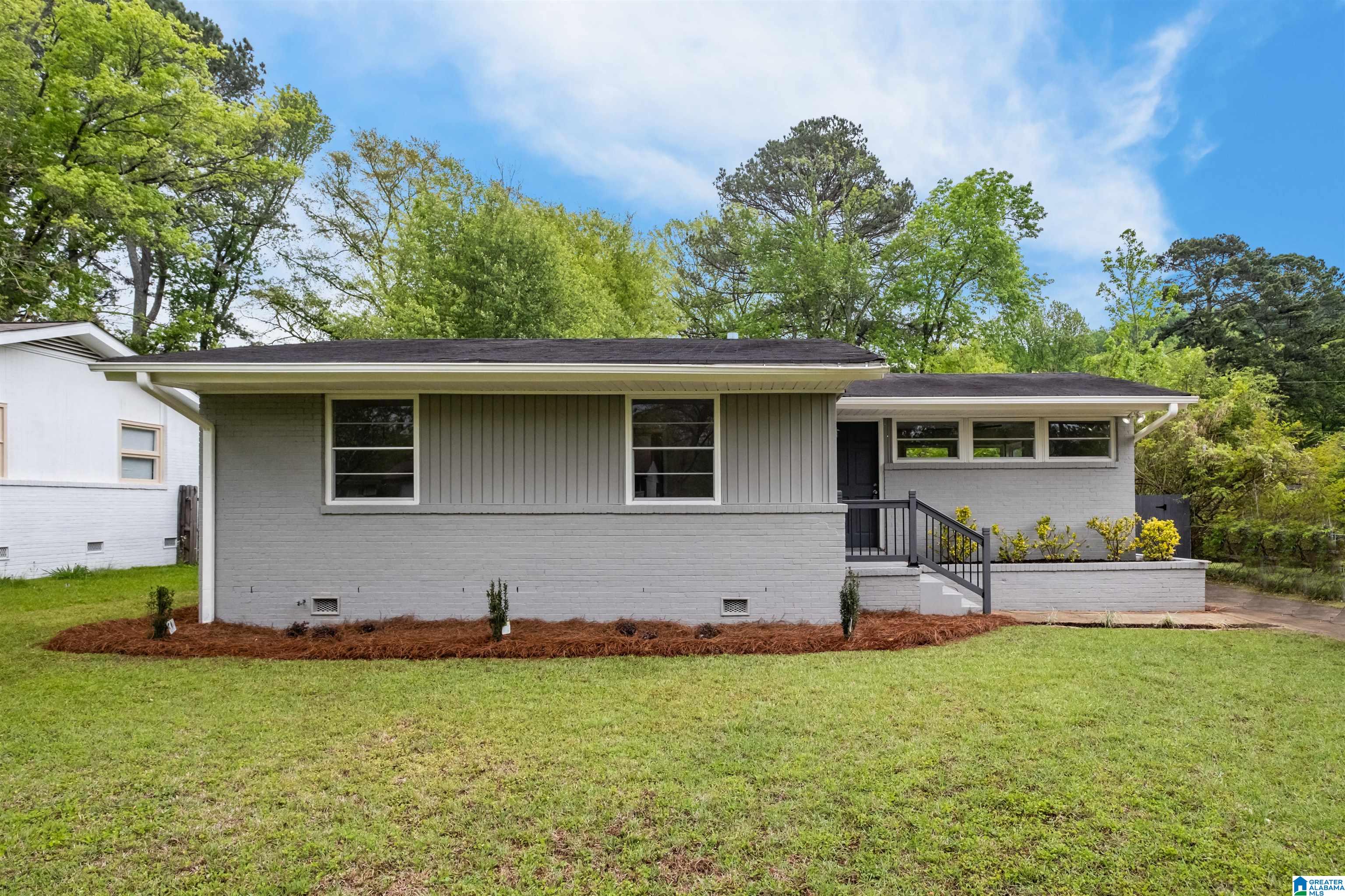 153 Woodside Drive Birmingham, AL 35210 - Photo 2 of 27