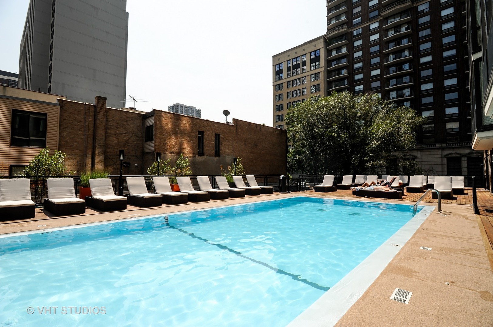 21 West Goethe Street, Unit 16L Chicago, IL 60610 - Photo 13 of 14