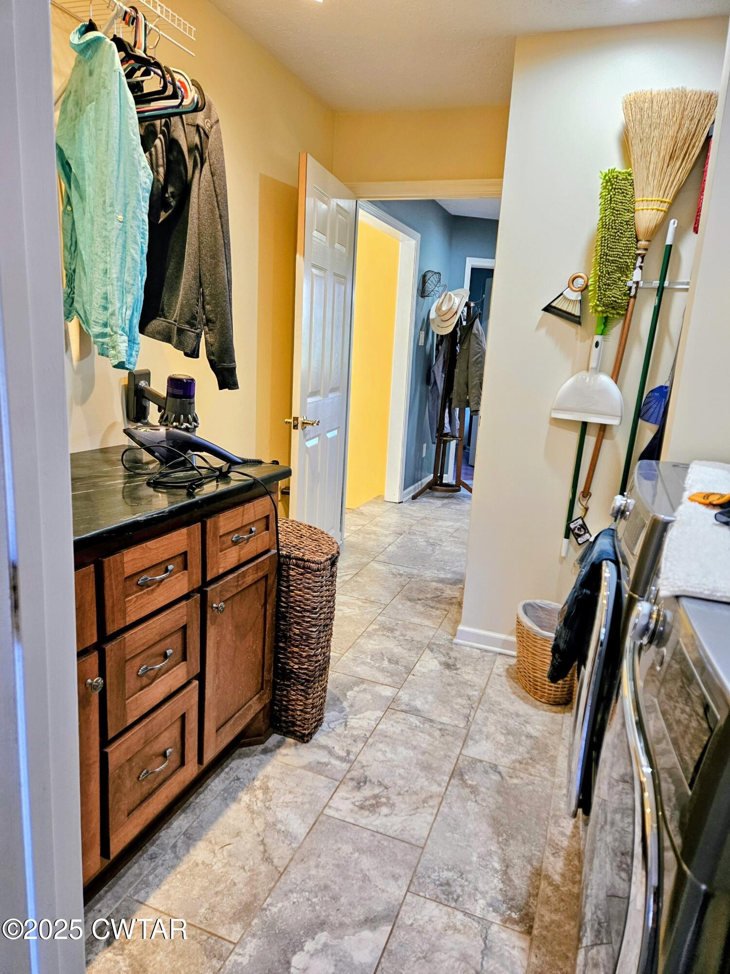 125 Hurts Chapel Road Jackson, TN 38301 - Photo 24 of 50 a walk in closet