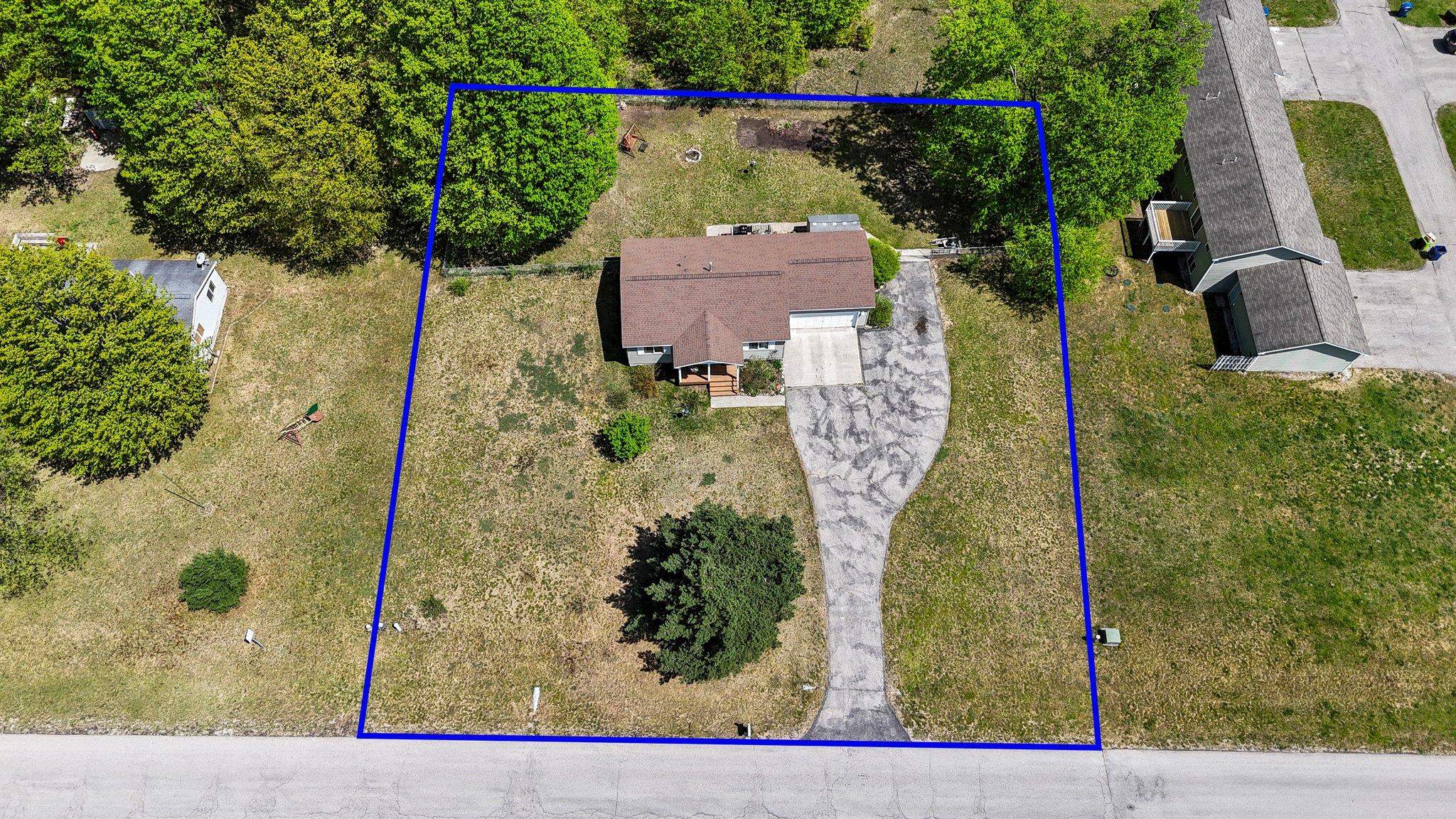 2397 Gary Road Traverse City, MI 49685 - Photo 15 of 37 1934928-82c7b4a5-c755-4d43-8fb5-4e8dc64e919d.JPG