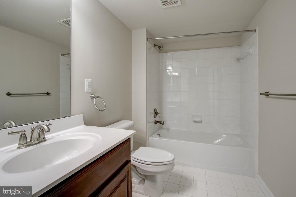 23136 Newcut Road Clarksburg, MD 20871 - Photo 29 of 30 Interior (General)
