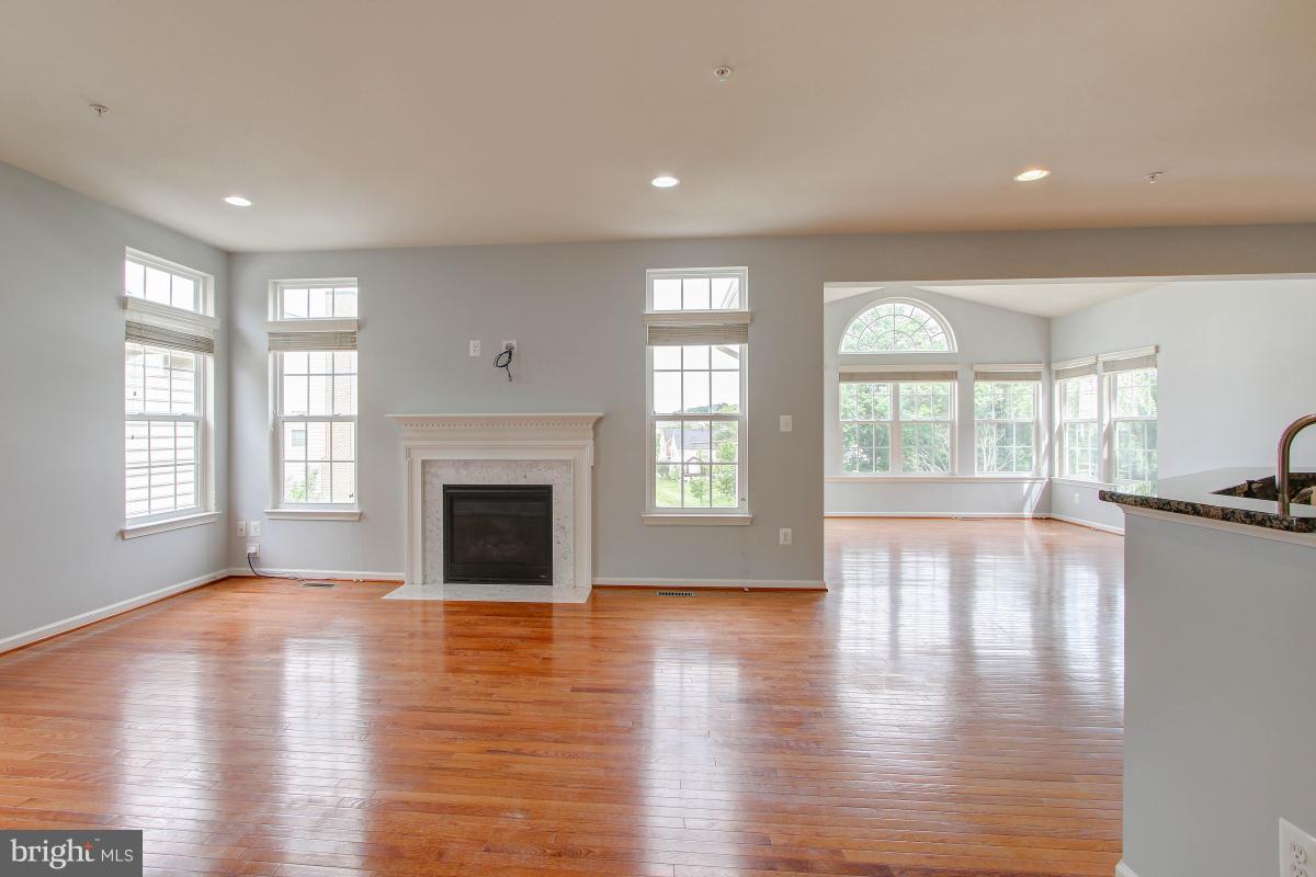 23136 Newcut Road Clarksburg, MD 20871 - Photo 8 of 30 Interior (General)