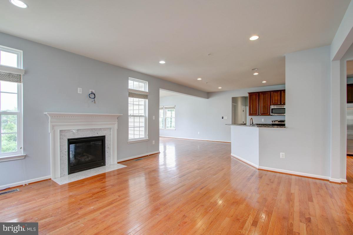 23136 Newcut Road Clarksburg, MD 20871 - Photo 9 of 30 Interior (General)