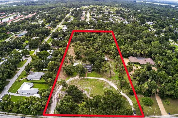 $1,899,900 | 5240 20th Street, Vero Beach, FL 32966