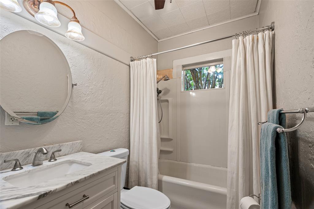 611 Forrest Avenue Cleburne, TX 76033 - Photo 19 of 38