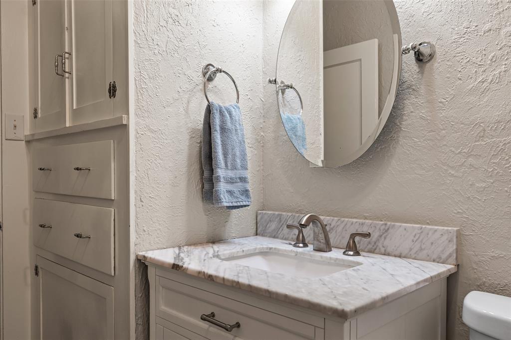 611 Forrest Avenue Cleburne, TX 76033 - Photo 20 of 38