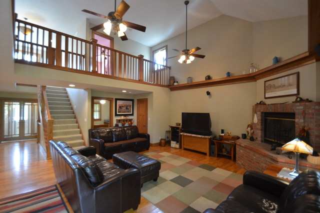 8160 Ridgeway Drive Hopedale, IL 61747 - Photo 8 of 15 Gallery Image 8