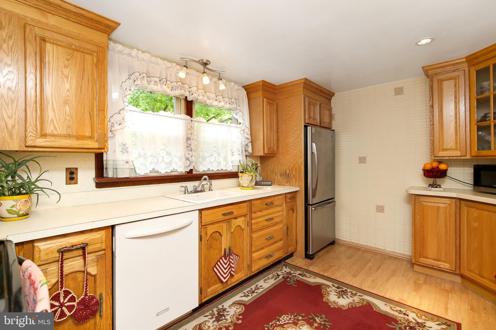 119 South Terrace Avenue Maple Shade, NJ 08052 - Photo 14 of 57 Kitchen