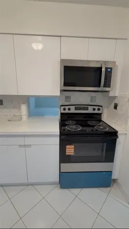 $1,500 | 1550 Northeast 191st Street, Unit 108B, Miami, FL 33179