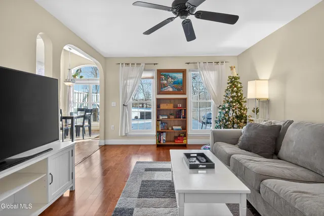 $269,900 | 21 Ziemke Farm Lane, Cohoes, NY 12047