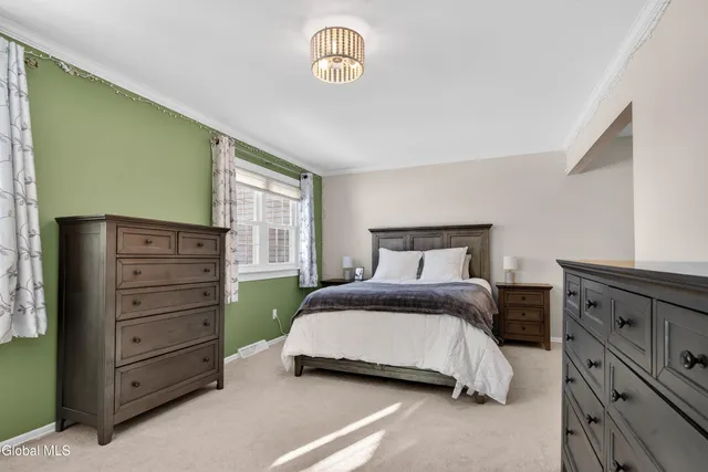 $269,900 | 21 Ziemke Farm Lane, Cohoes, NY 12047