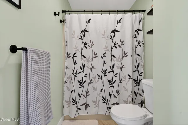 $269,900 | 21 Ziemke Farm Lane, Cohoes, NY 12047