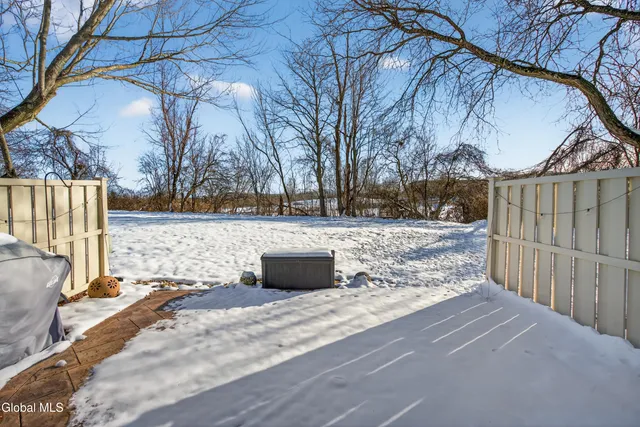 $269,900 | 21 Ziemke Farm Lane, Cohoes, NY 12047