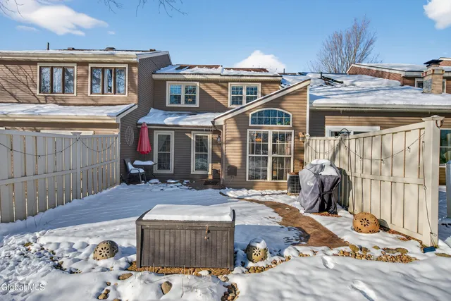 $269,900 | 21 Ziemke Farm Lane, Cohoes, NY 12047