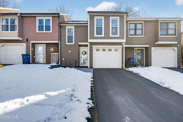 $269,900 | 21 Ziemke Farm Lane, Cohoes, NY 12047