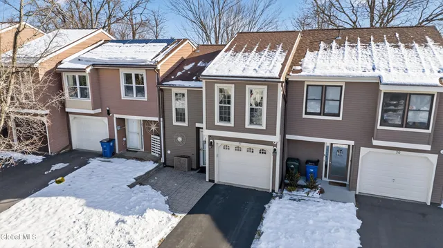 $269,900 | 21 Ziemke Farm Lane, Cohoes, NY 12047