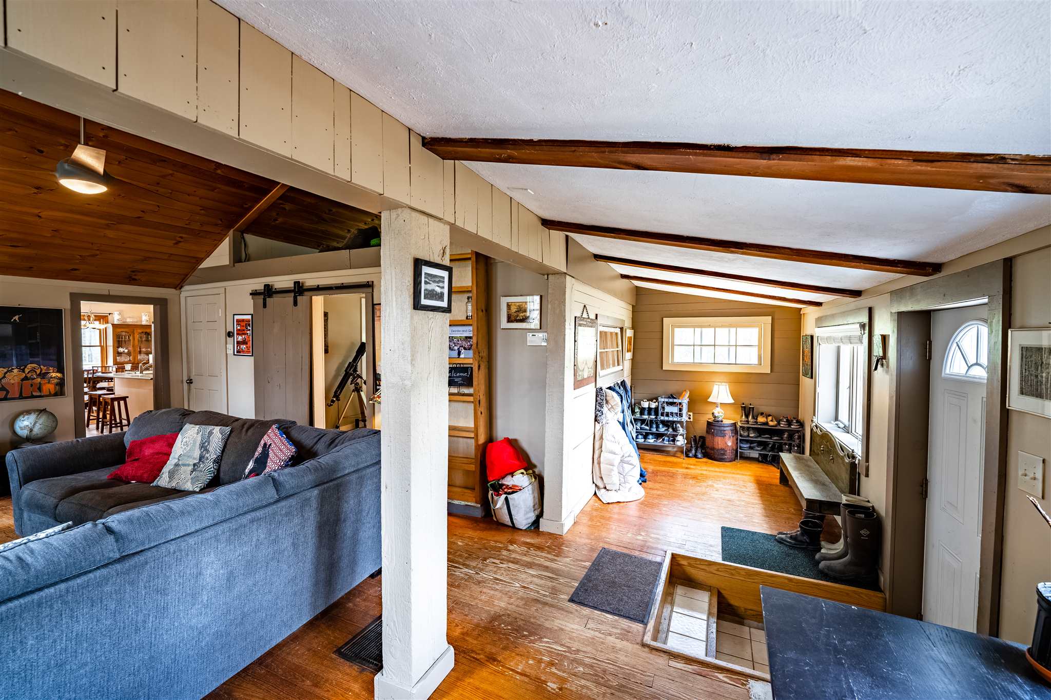147 Marble Island Road Colchester, VT 05446 - Photo 7 of 40 Gallery Image 7