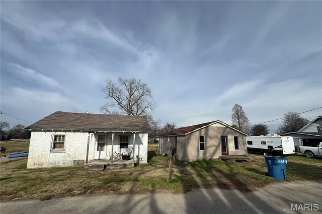 $135,000 | 200-206 East Grant Street, Hayti, MO 63851