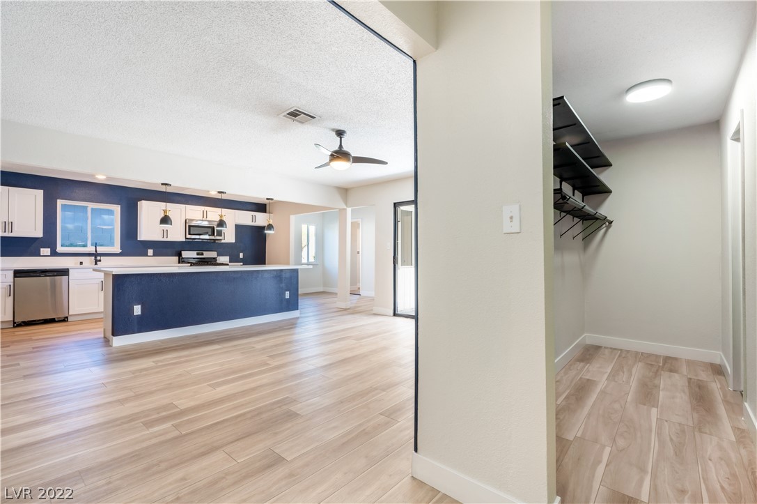 4282 Ridgeview Drive Las Vegas, NV 89103 - Photo 8 of 23