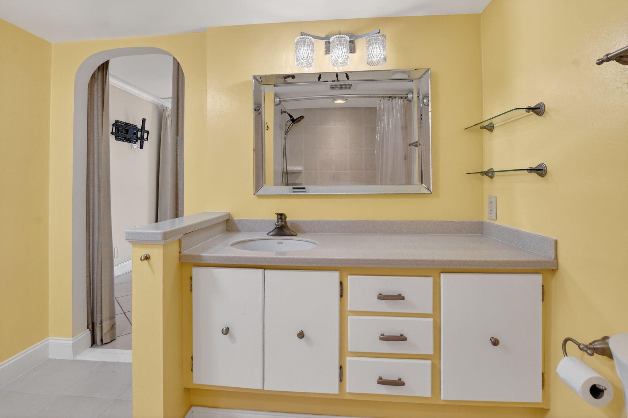 769 Jeffery Street, Unit 2203 Boca Raton, FL 33487 - Photo 35 of 59 PRIMARY BATH
