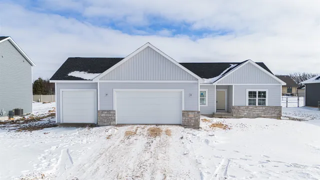 $409,900 | 884 Red Hawk Drive, Milton, WI 53563