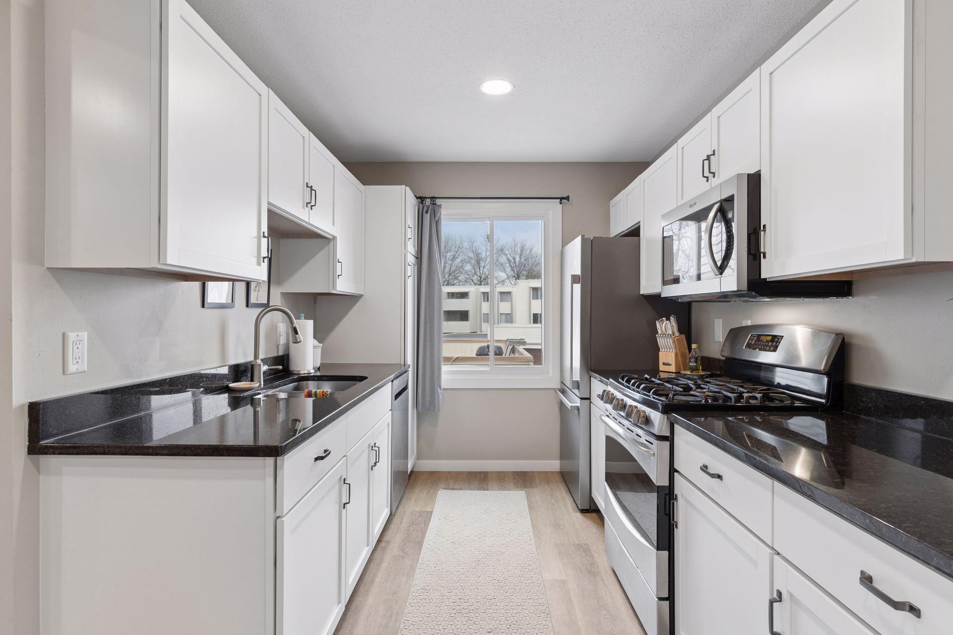 10840 Rockford Road, Unit 209 Minneapolis, MN 55442 - Photo 4 of 28