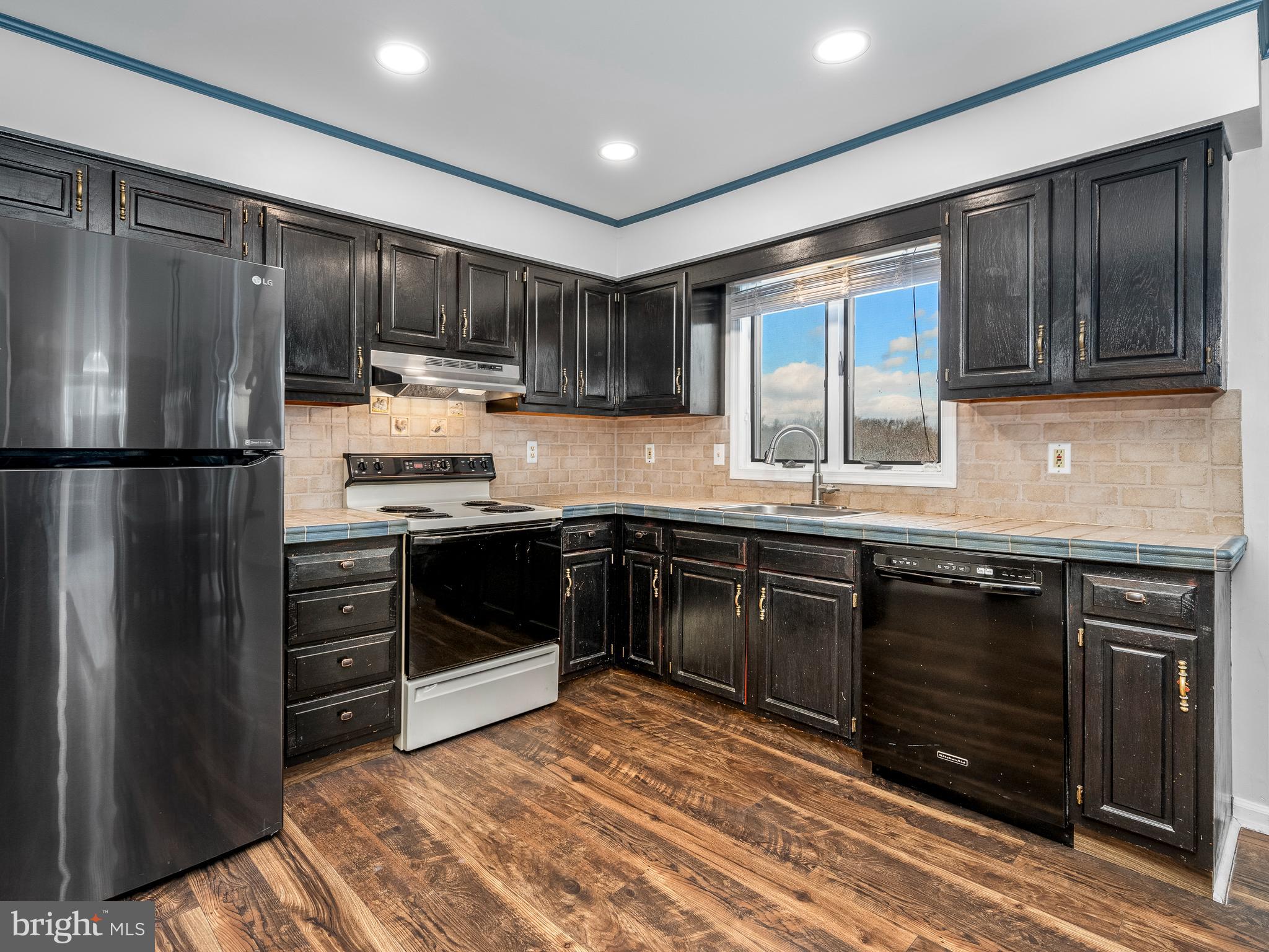 5861 Durham Road Pipersville, PA 18947 - Photo 11 of 71 Gallery Image 11
