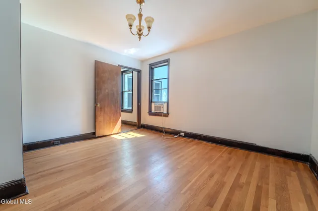 $524,900 | 716 Western Avenue, Albany, NY 12203